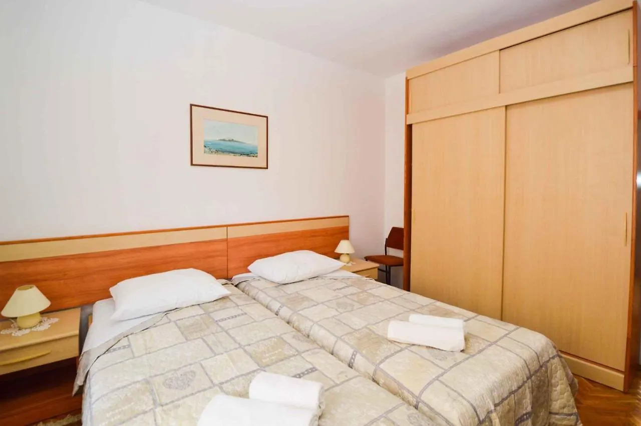 Apartment In Pula/Istrien 11022 Pjescana Uvala