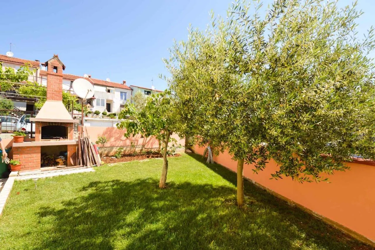 Apartment In Pula/Istrien 11022 Pjescana Uvala